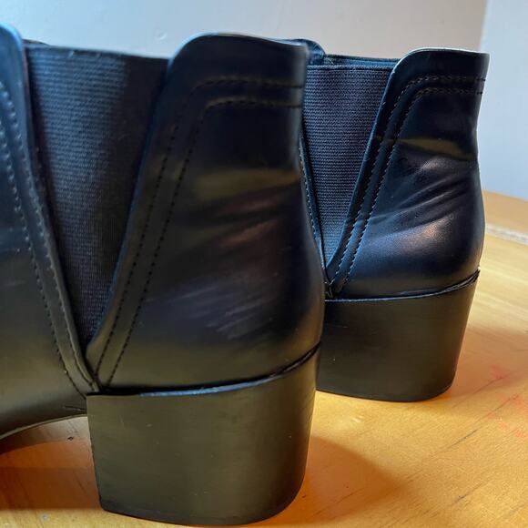 Dolce Vita Black Women's Ankle Booties Boots Size 9 - Picture 5 of 10